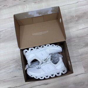 On Cloudswift 3 AD Men’s Size 9 Walking/Running Shoes Ice Black New In Box